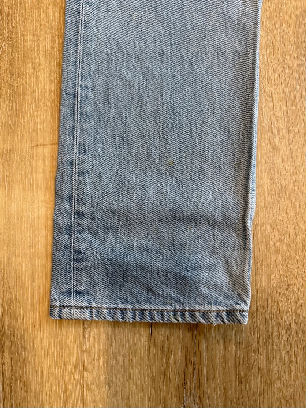 Vintage Levi's 501XX Made in USA 555 Valencia St 2001 Red Tag 35x34 Fit W33 L30